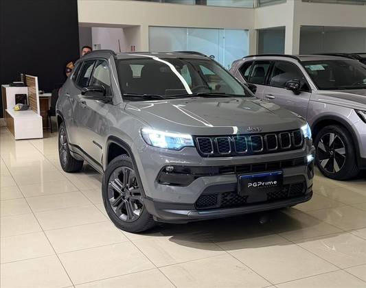 JEEP COMPASS 1.3 T270 TURBO FLEX LONGITUDE AT6